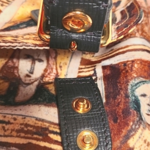 Burberry Portrait Runway Rucksack Henry Moore Collection - Picture 12 of 14